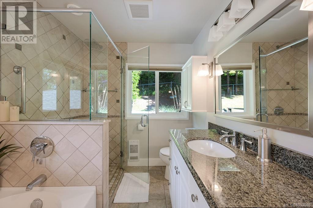 956 Royal Oak Dr, Saanich, British Columbia  V8X 3T4 - Photo 34 - 1003085