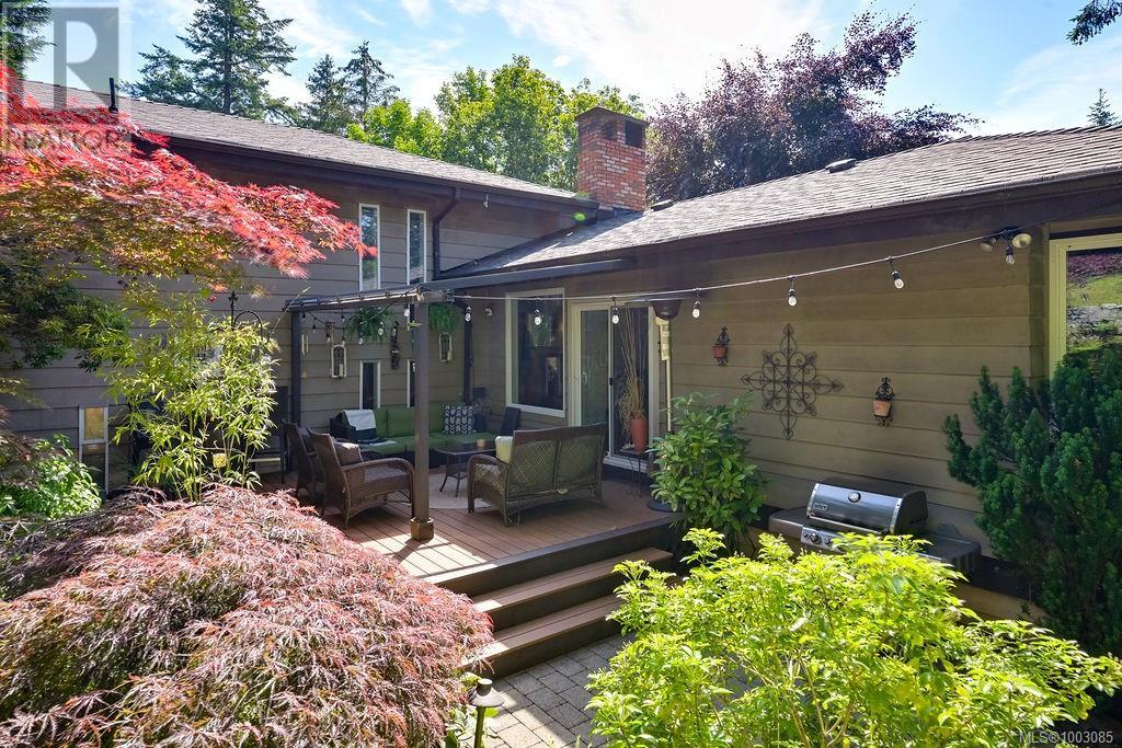956 Royal Oak Dr, Saanich, British Columbia  V8X 3T4 - Photo 51 - 1003085
