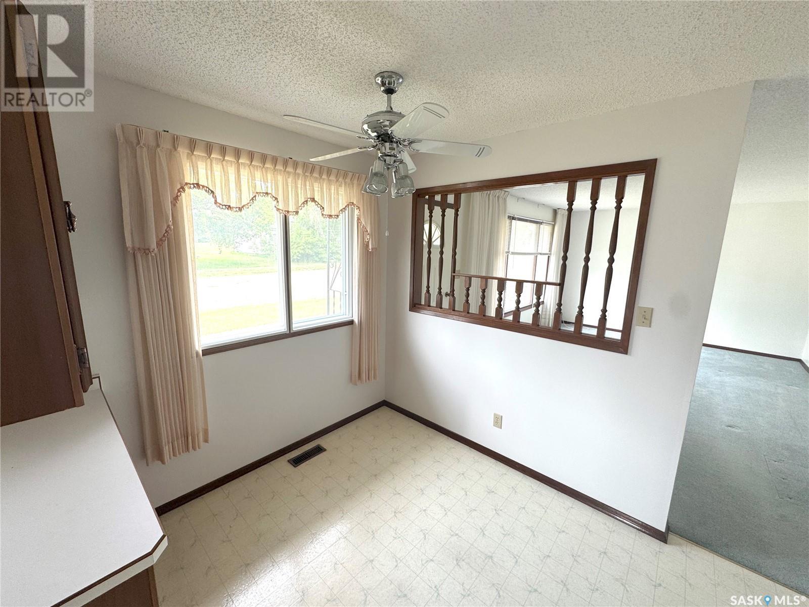 215 1st Avenue W, Hafford, Saskatchewan  S0J 1A0 - Photo 12 - SK009246