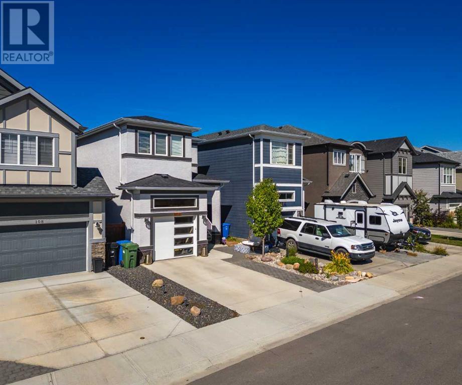 112 Cranbrook Green Se, Calgary, Alberta  T3M 2X2 - Photo 3 - A2226829