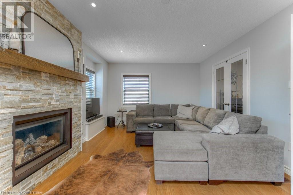 499 Rosemeadow Crescent, Waterloo, Ontario  N2T 2A3 - Photo 16 - 40740601