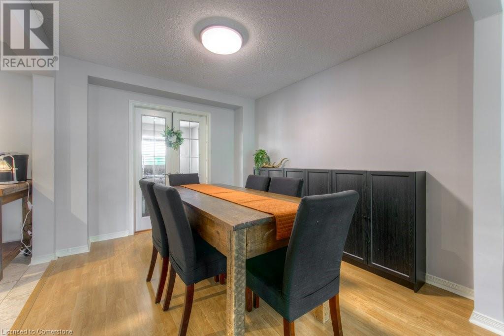 499 Rosemeadow Crescent, Waterloo, Ontario  N2T 2A3 - Photo 8 - 40740601