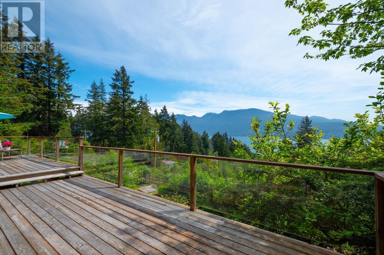 896 Taylor Road, Bowen Island, British Columbia  V0N 1G1 - Photo 12 - R2991337