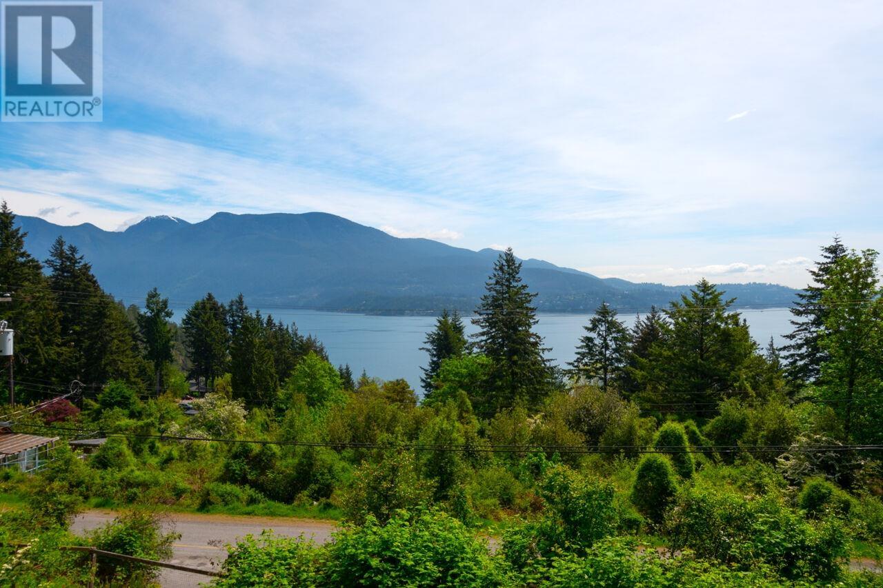 896 Taylor Road, Bowen Island, British Columbia  V0N 1G1 - Photo 11 - R2991337
