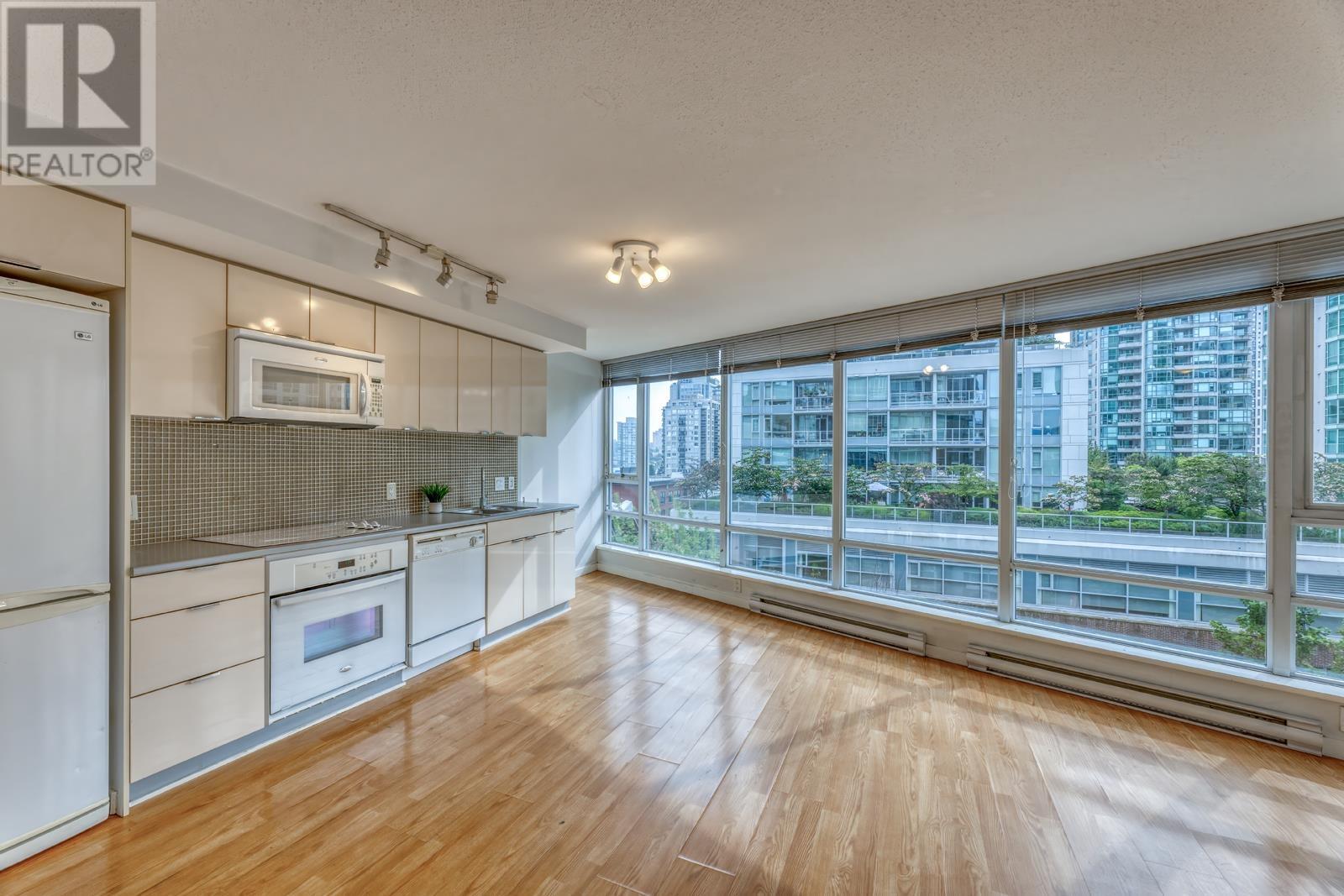 709 233 Robson Street, Vancouver, British Columbia  V6B 0E8 - Photo 4 - R3014232
