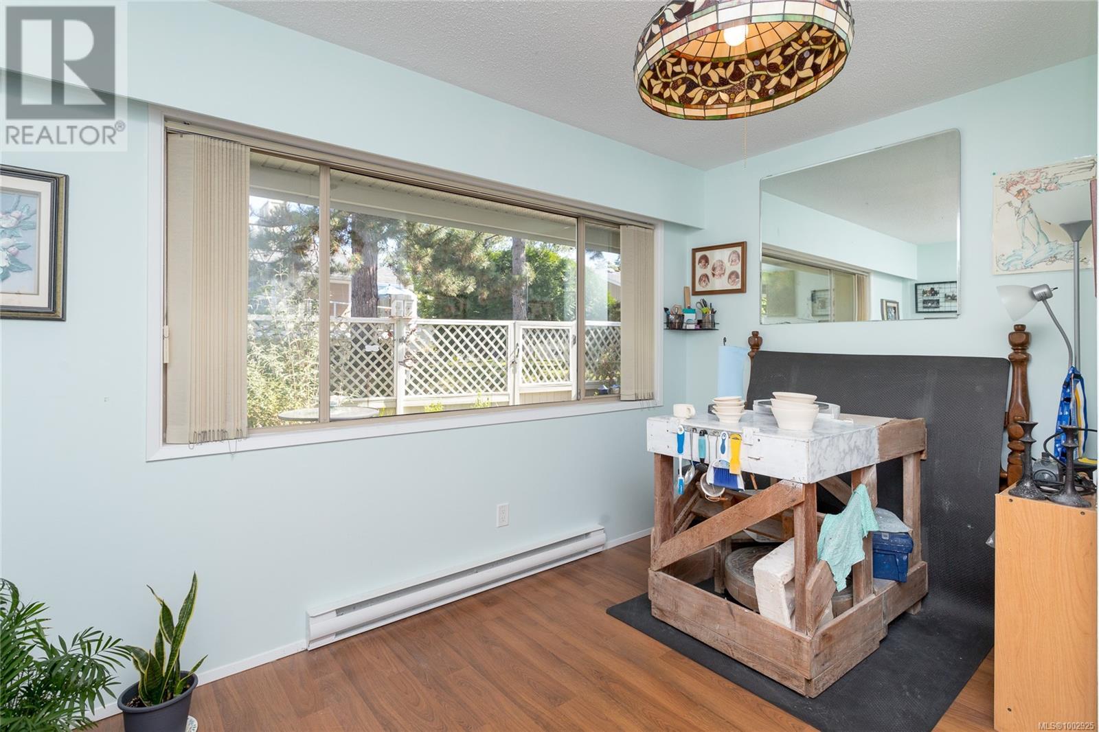 7 2020 White Birch Rd, Sidney, British Columbia  V8L 2R1 - Photo 18 - 1002925