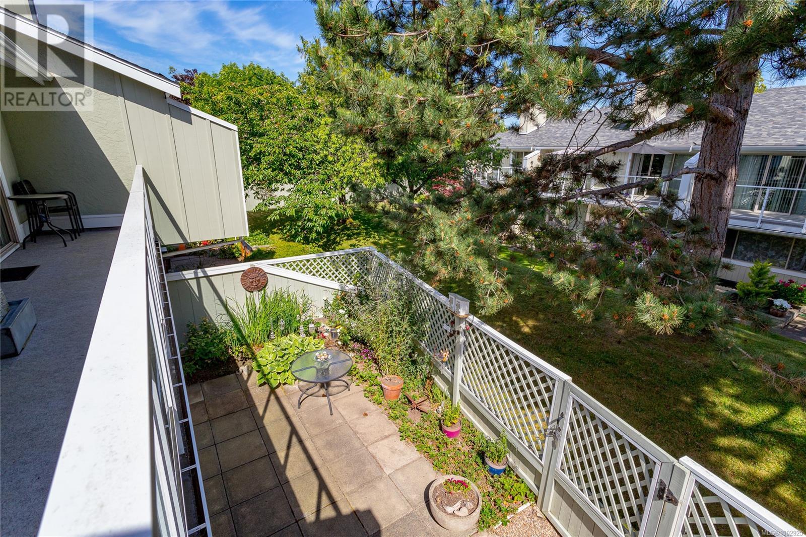 7 2020 White Birch Rd, Sidney, British Columbia  V8L 2R1 - Photo 24 - 1002925
