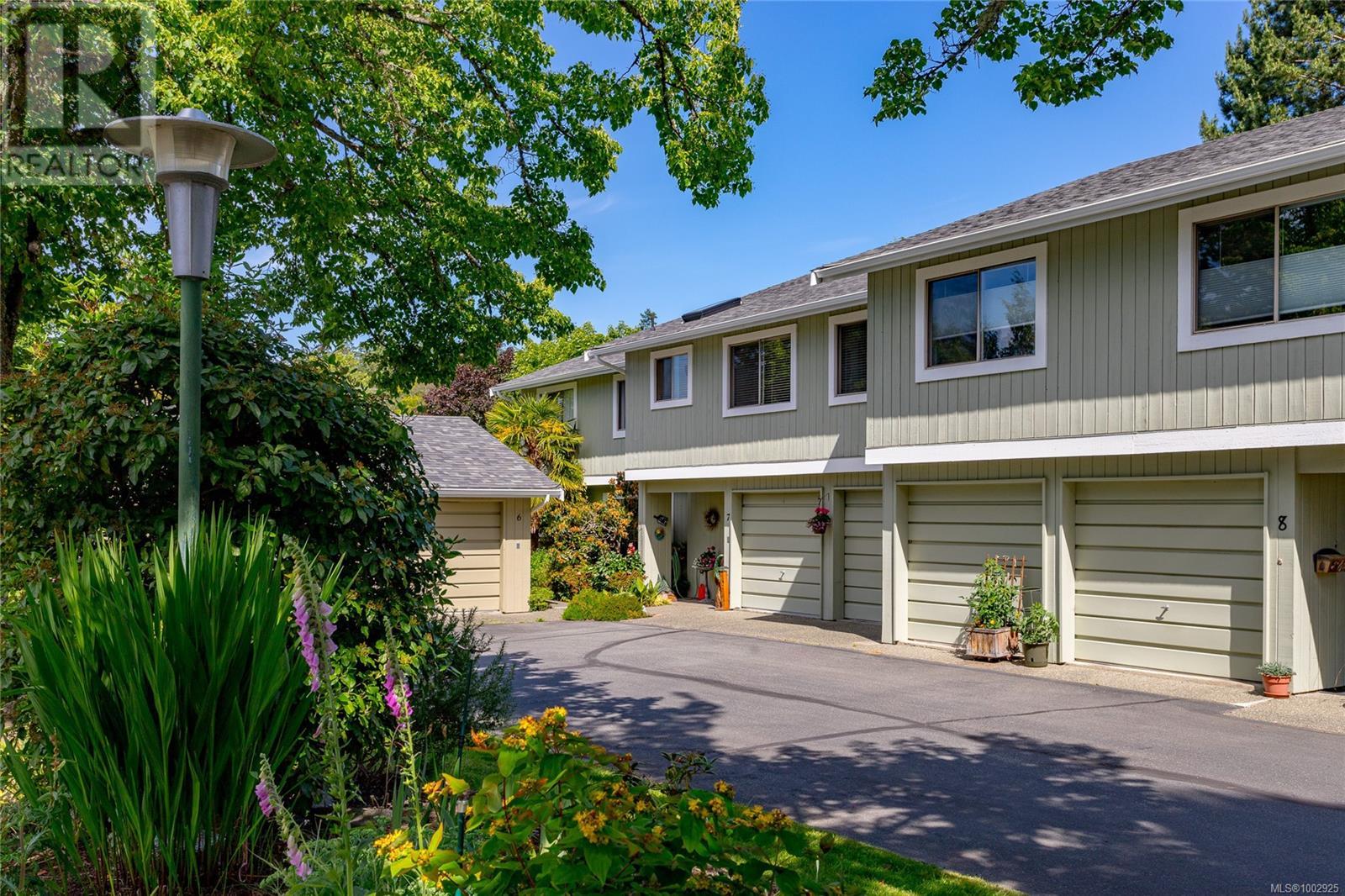 7 2020 White Birch Rd, Sidney, British Columbia  V8L 2R1 - Photo 29 - 1002925