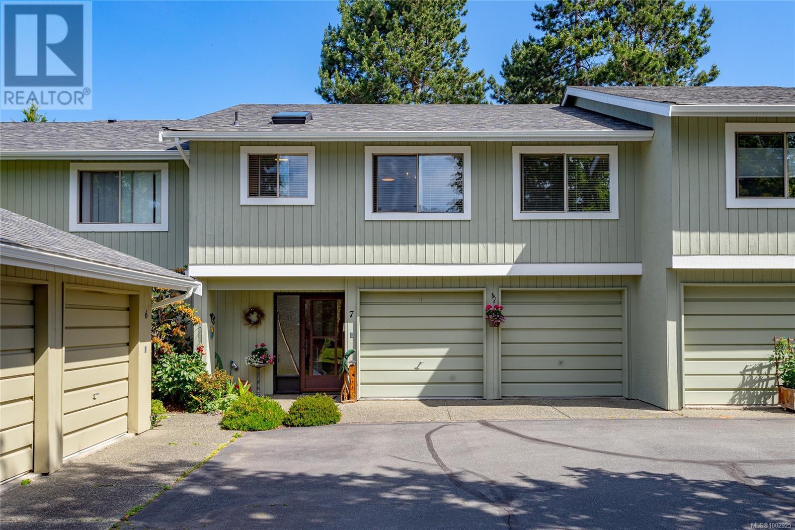 7 2020 White Birch Rd, Sidney, British Columbia  V8L 2R1 - Photo 30 - 1002925