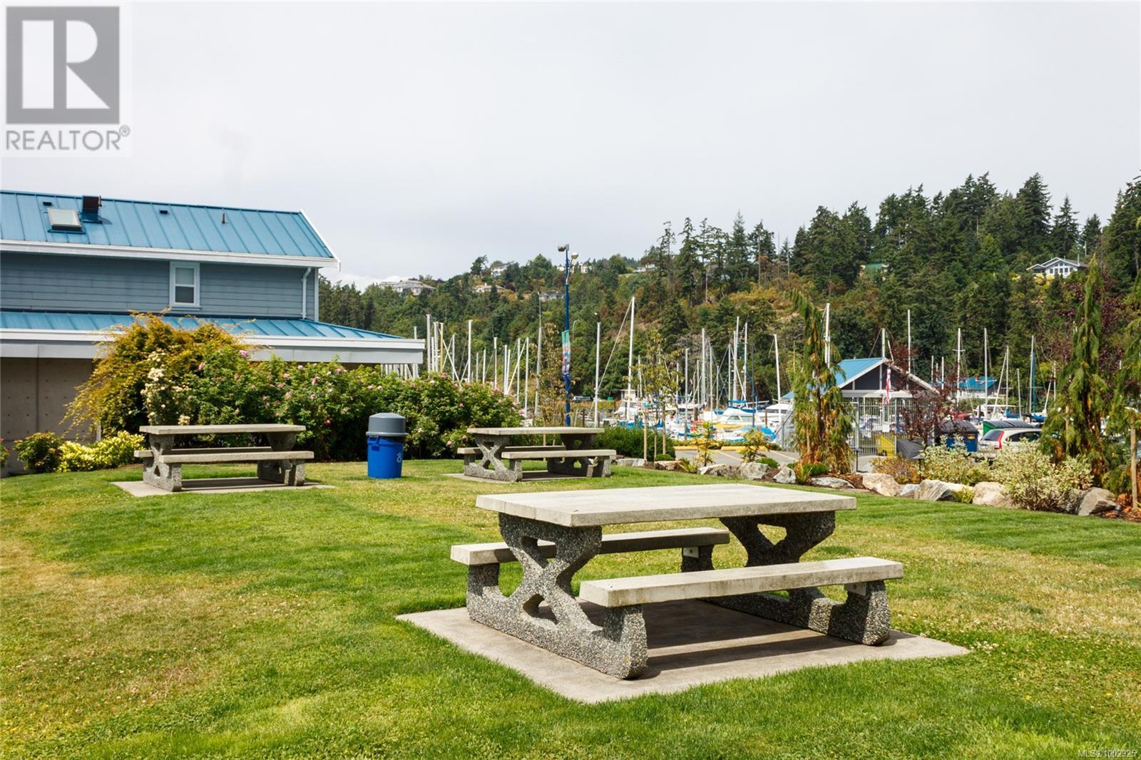 7 2020 White Birch Rd, Sidney, British Columbia  V8L 2R1 - Photo 35 - 1002925
