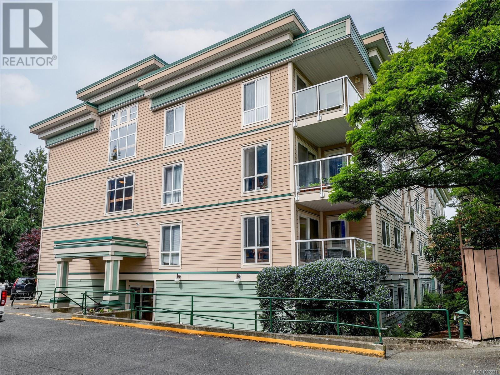 402 649 Bay St, Victoria, British Columbia