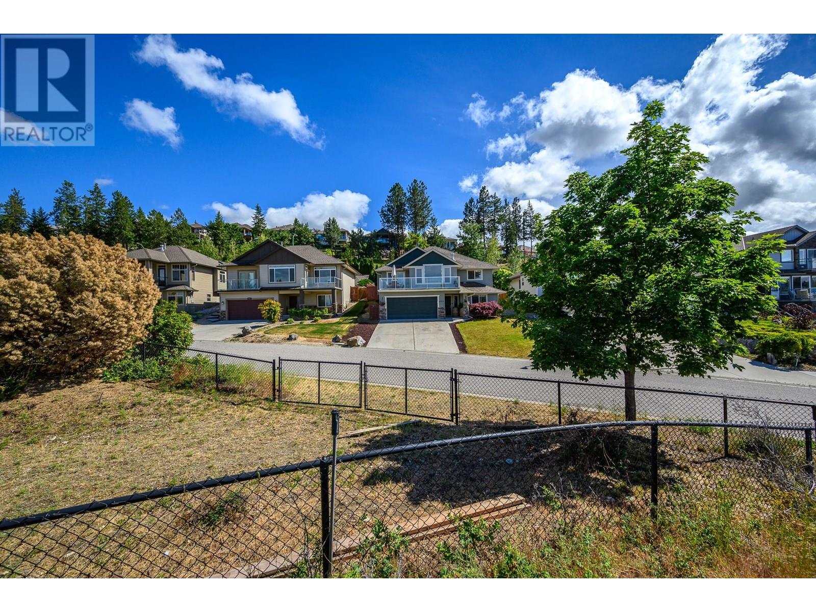 4979 Windsong Crescent, Kelowna, British Columbia  V1W 5C4 - Photo 5 - 10351834