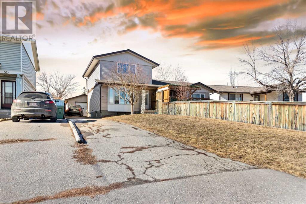 Property at 49A Fonda Green SE image 1