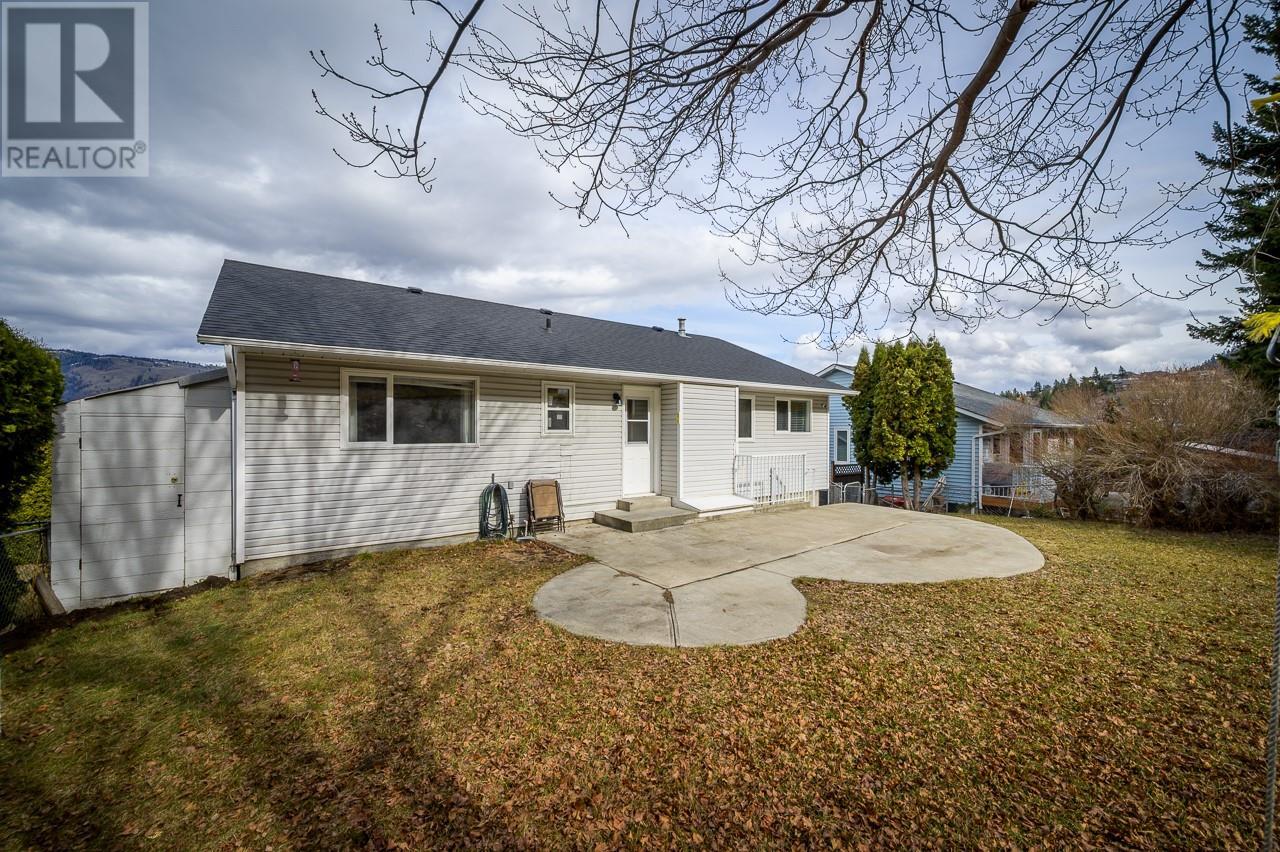 2759 Qu'appelle Boulevard, Kamloops, British Columbia  V2E 2J9 - Photo 34 - 10345077