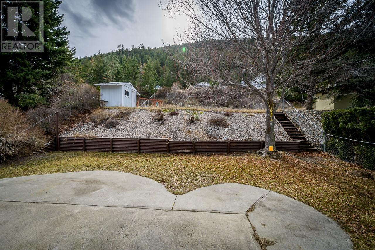 2759 Qu'appelle Boulevard, Kamloops, British Columbia  V2E 2J9 - Photo 35 - 10345077