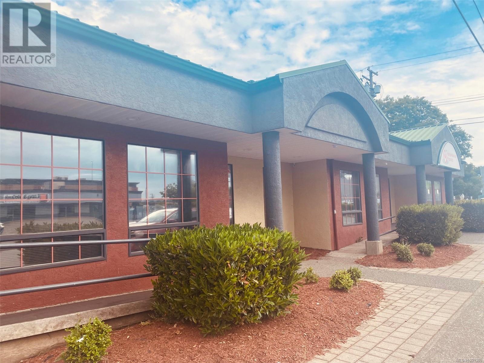 833 14th Ave, Campbell River, British Columbia  V9W 4H3 - Photo 2 - 1001385