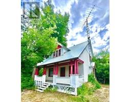 41004 Range Road 215, Rural Lacombe County, Ca