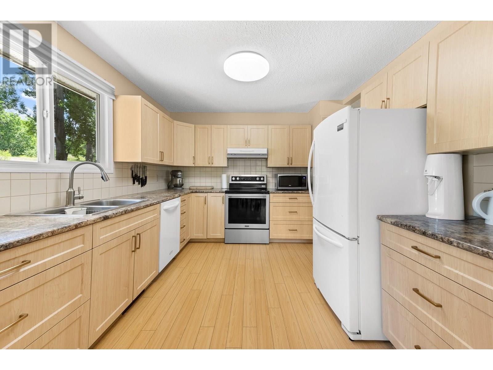 2545 Colleen Road, West Kelowna, British Columbia  V1Z 2K6 - Photo 10 - 10349617