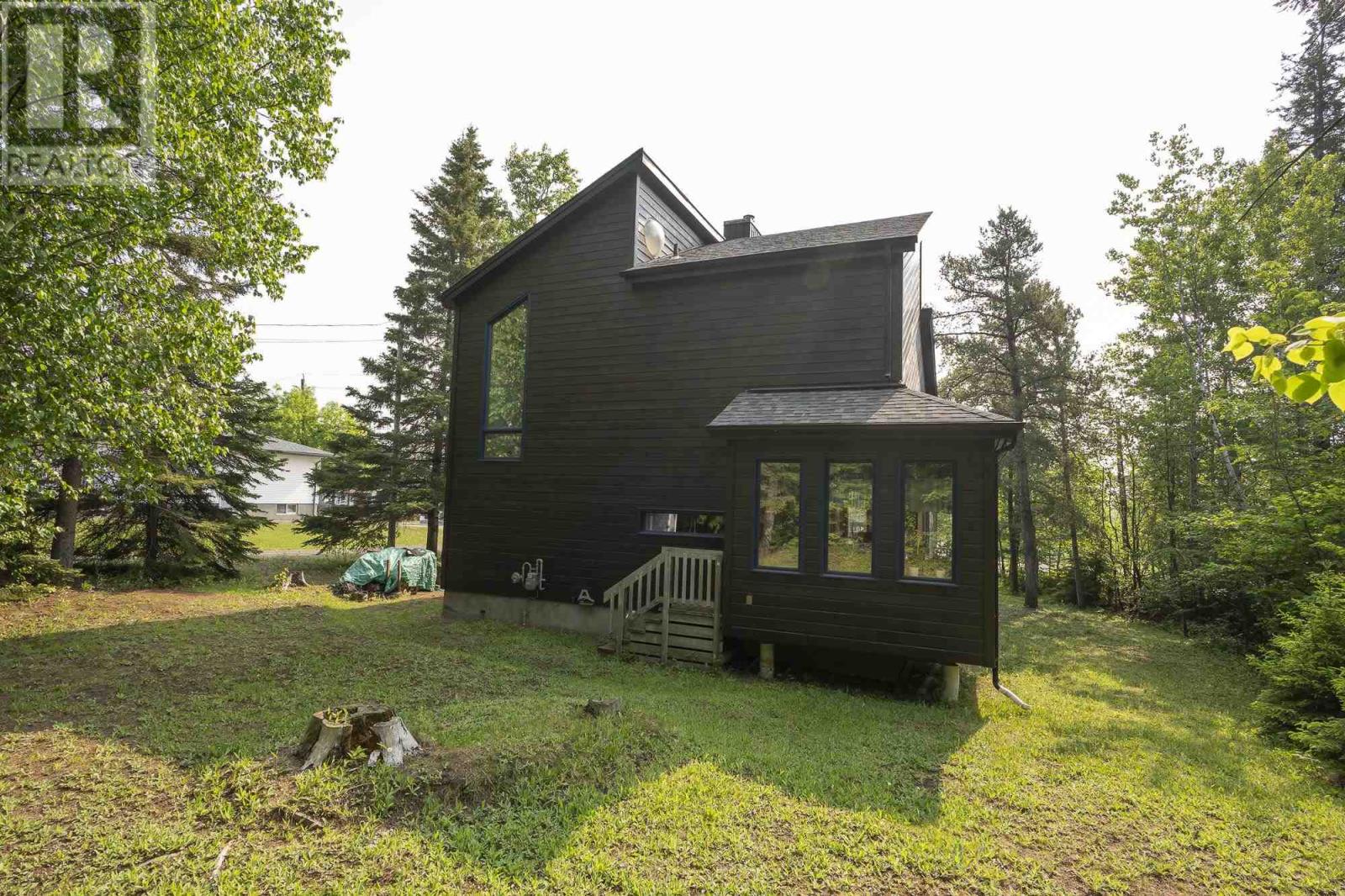 Property at 119 Market ST image 3
