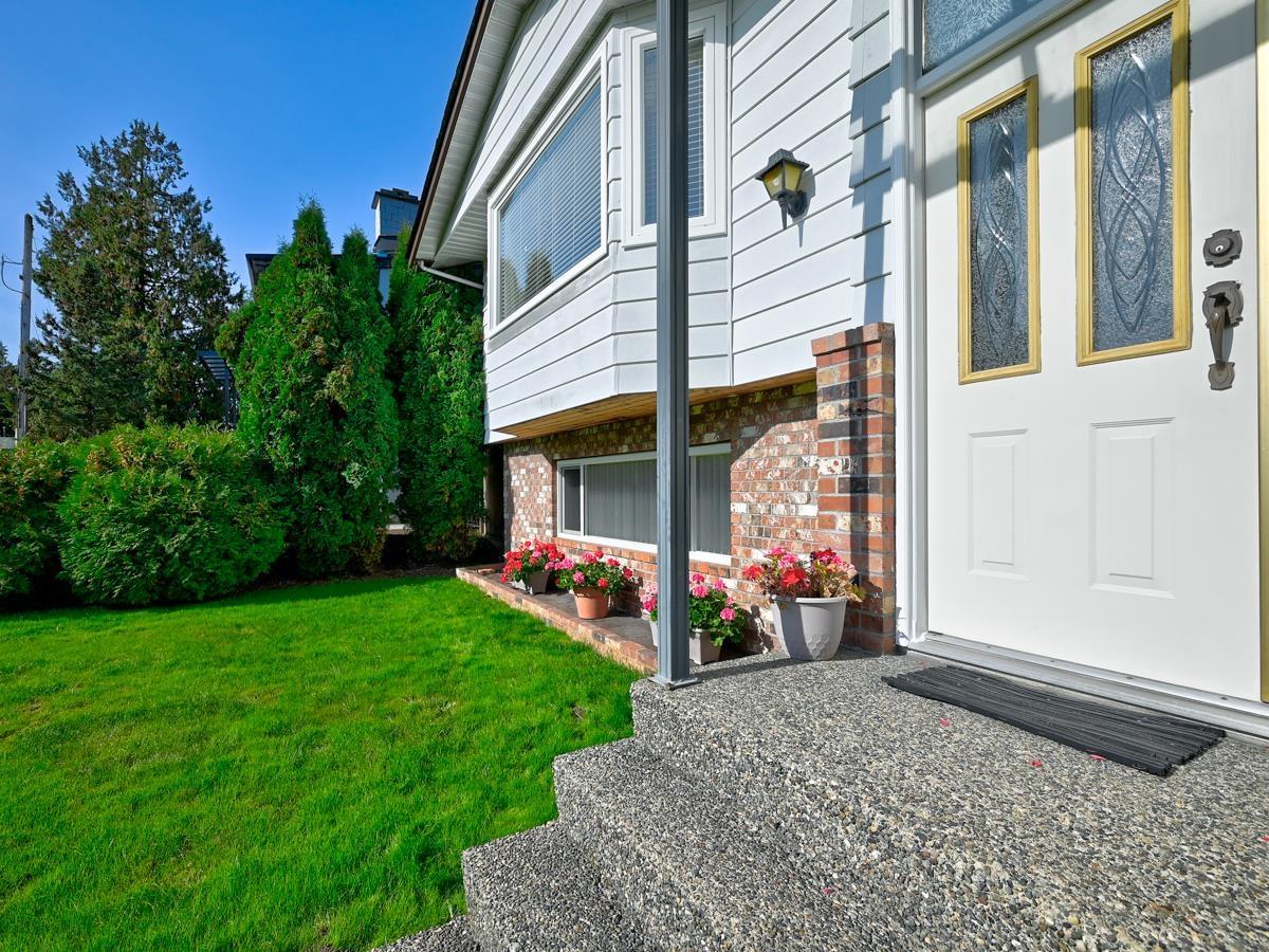 11869 83 Avenue, Delta, British Columbia  V4C 2H6 - Photo 5 - R3014808