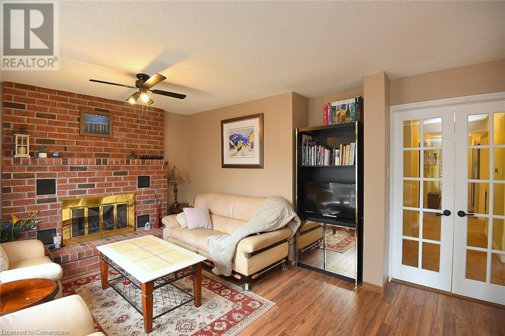 Property at 43 NISKA Drive image 4