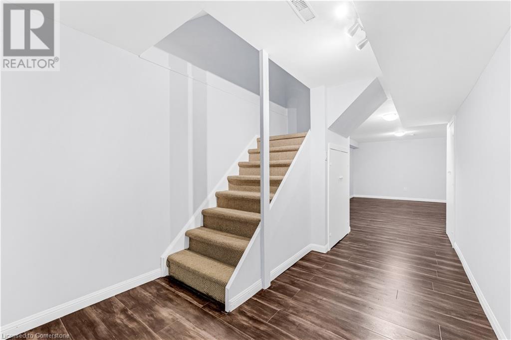 51 Paulander Drive Unit# 61, Kitchener, Ontario  N2M 5E5 - Photo 24 - 40740663