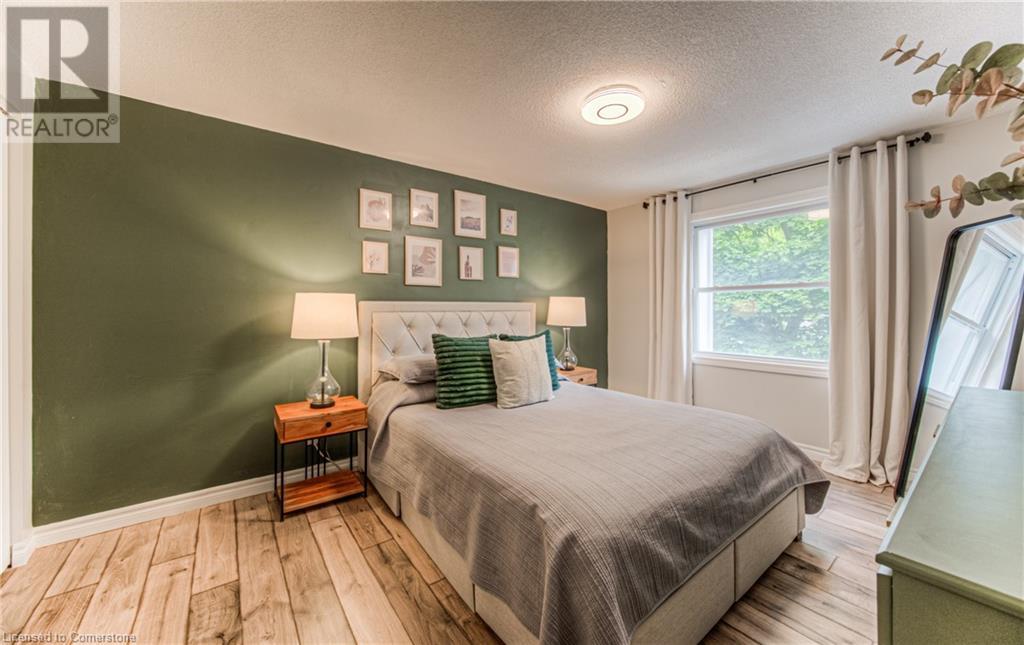 433 Midwood Crescent Unit# A, Waterloo, Ontario  N2L 5N4 - Photo 32 - 40740415