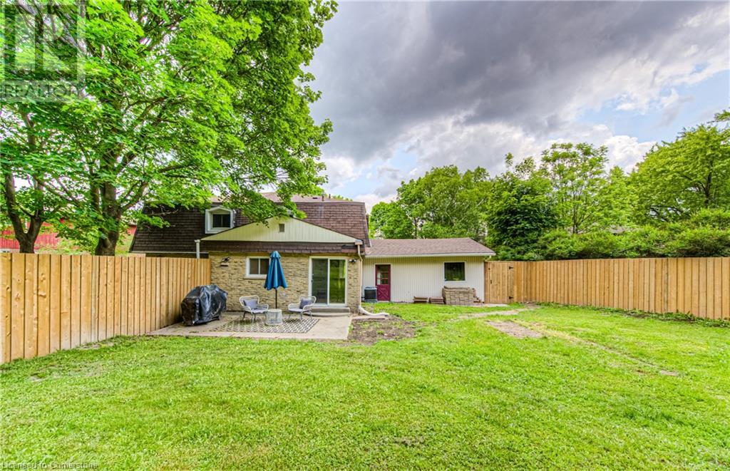 433 Midwood Crescent Unit# A, Waterloo, Ontario  N2L 5N4 - Photo 45 - 40740415