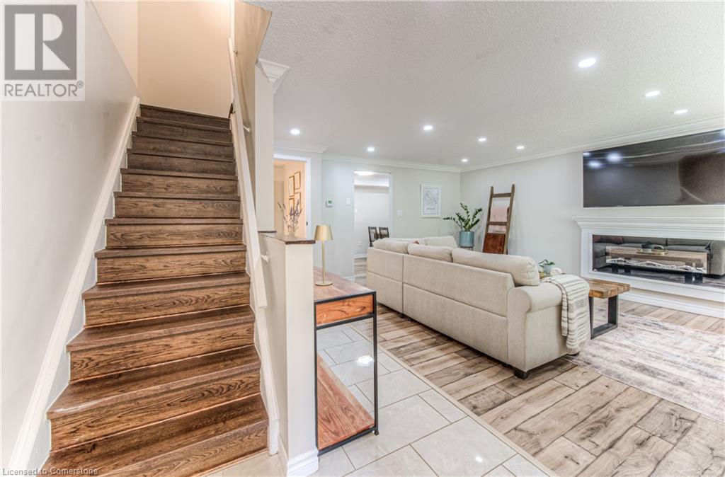 433 Midwood Crescent Unit# A, Waterloo, Ontario  N2L 5N4 - Photo 7 - 40740415
