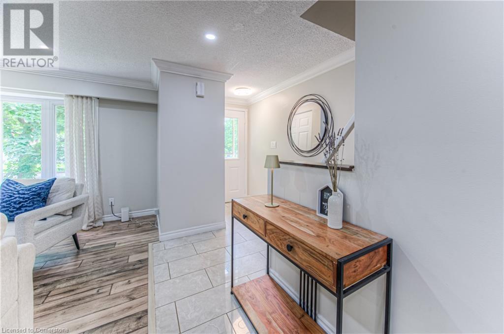 433 Midwood Crescent Unit# A, Waterloo, Ontario  N2L 5N4 - Photo 8 - 40740415