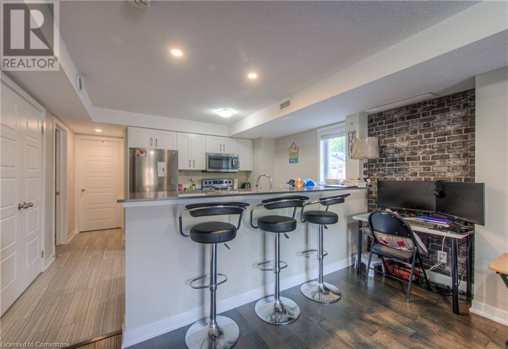 190 Century Hill Drive Unit# C14, Kitchener, Ontario  N2E 0G9 - Photo 11 - 40740014