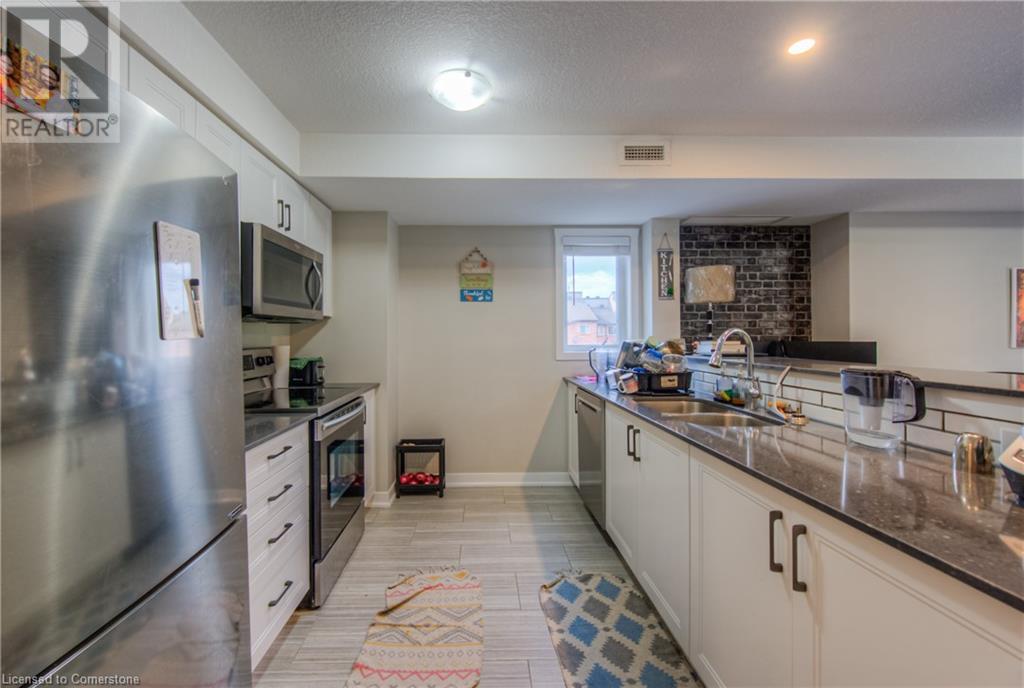 190 Century Hill Drive Unit# C14, Kitchener, Ontario  N2E 0G9 - Photo 13 - 40740014