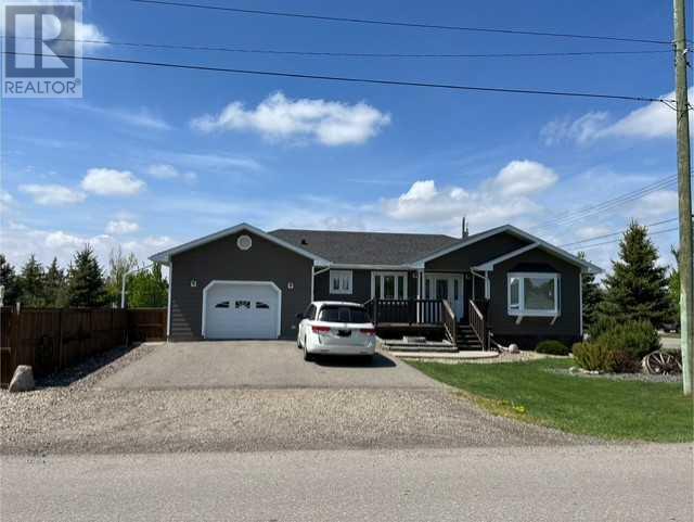 405 10 Avenue W, Barnwell, Alberta