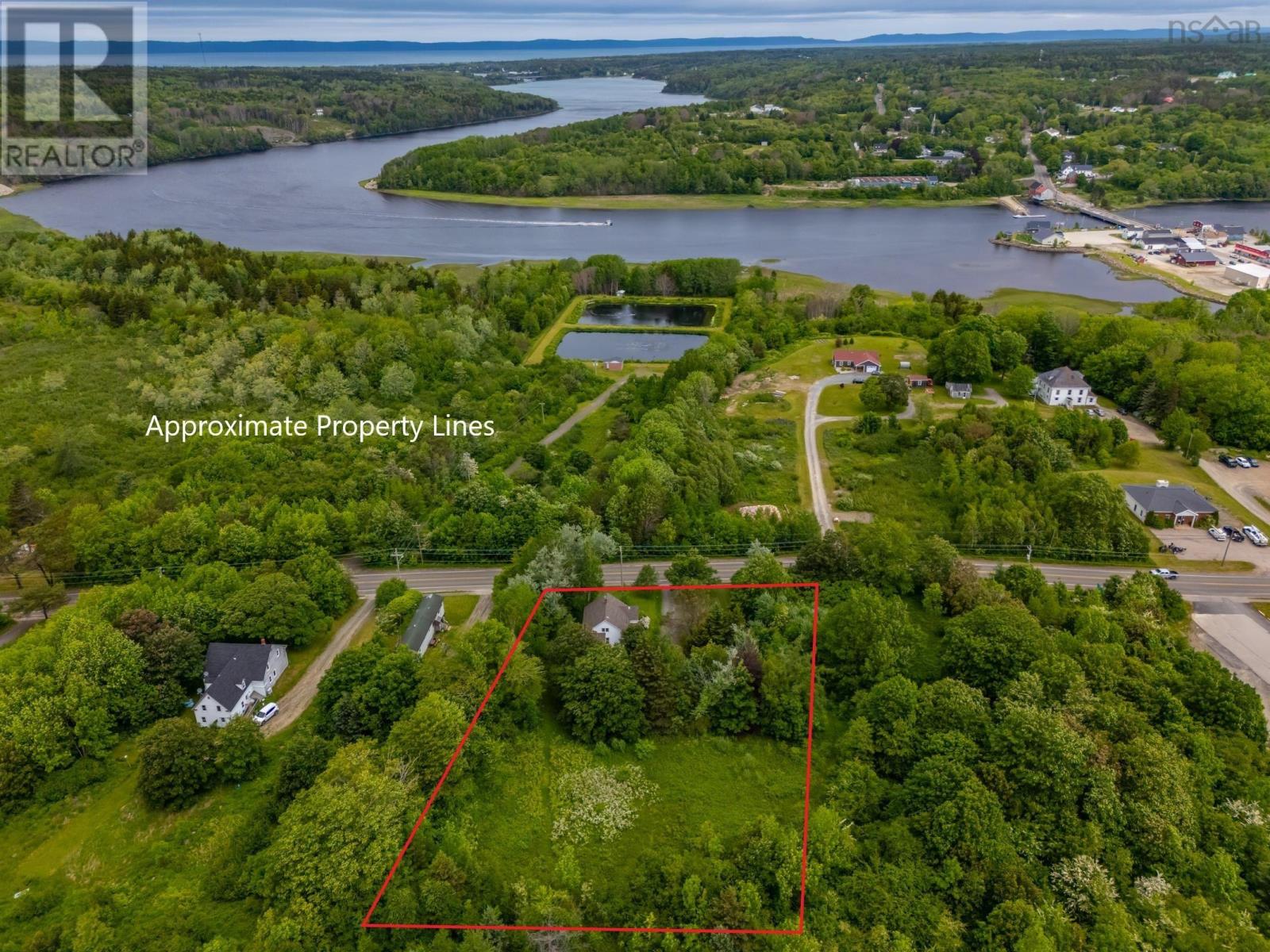 4422 Highway 1, Weymouth, Nova Scotia  B0W 3T0 - Photo 2 - 202514439