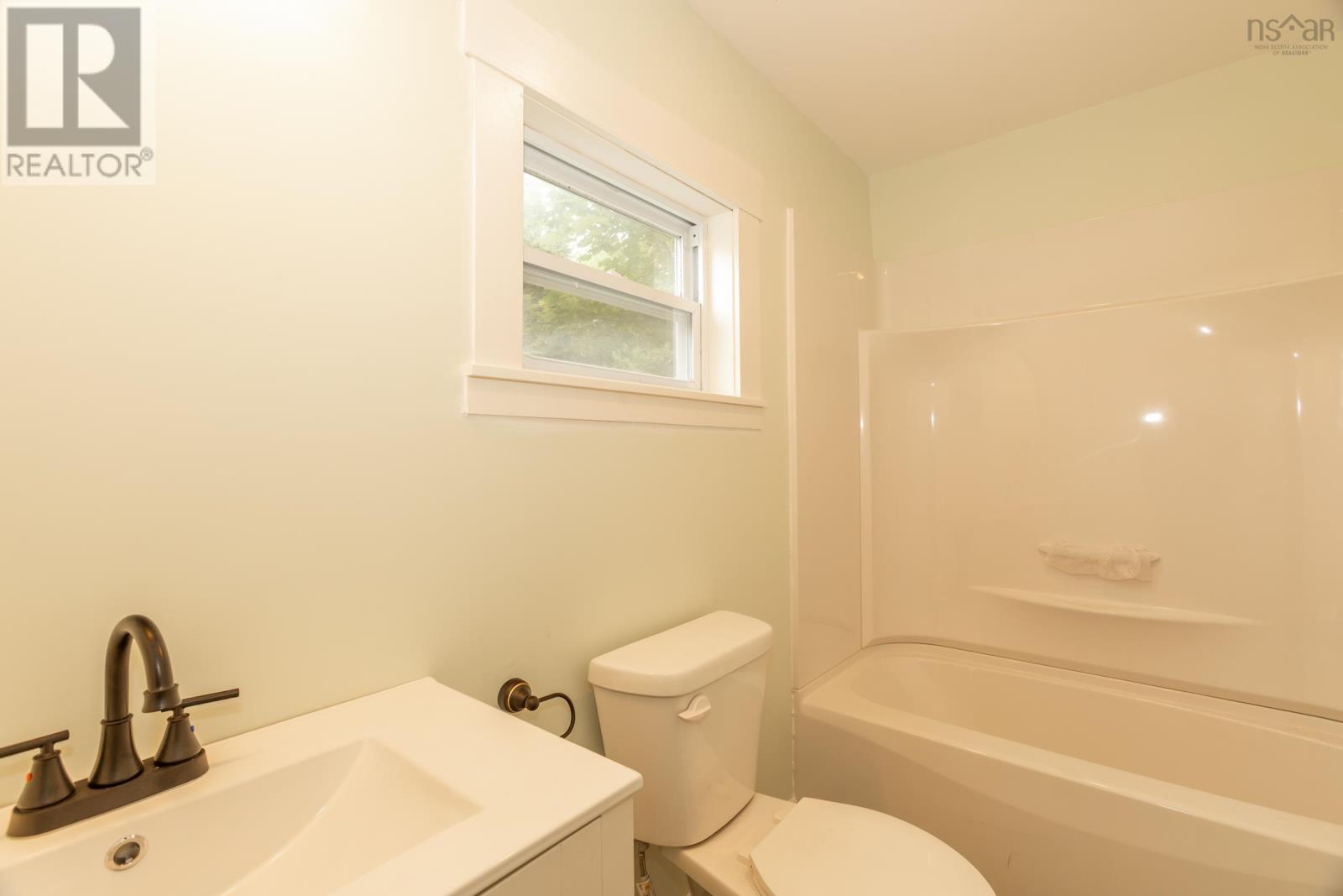 4422 Highway 1, Weymouth, Nova Scotia  B0W 3T0 - Photo 17 - 202514439