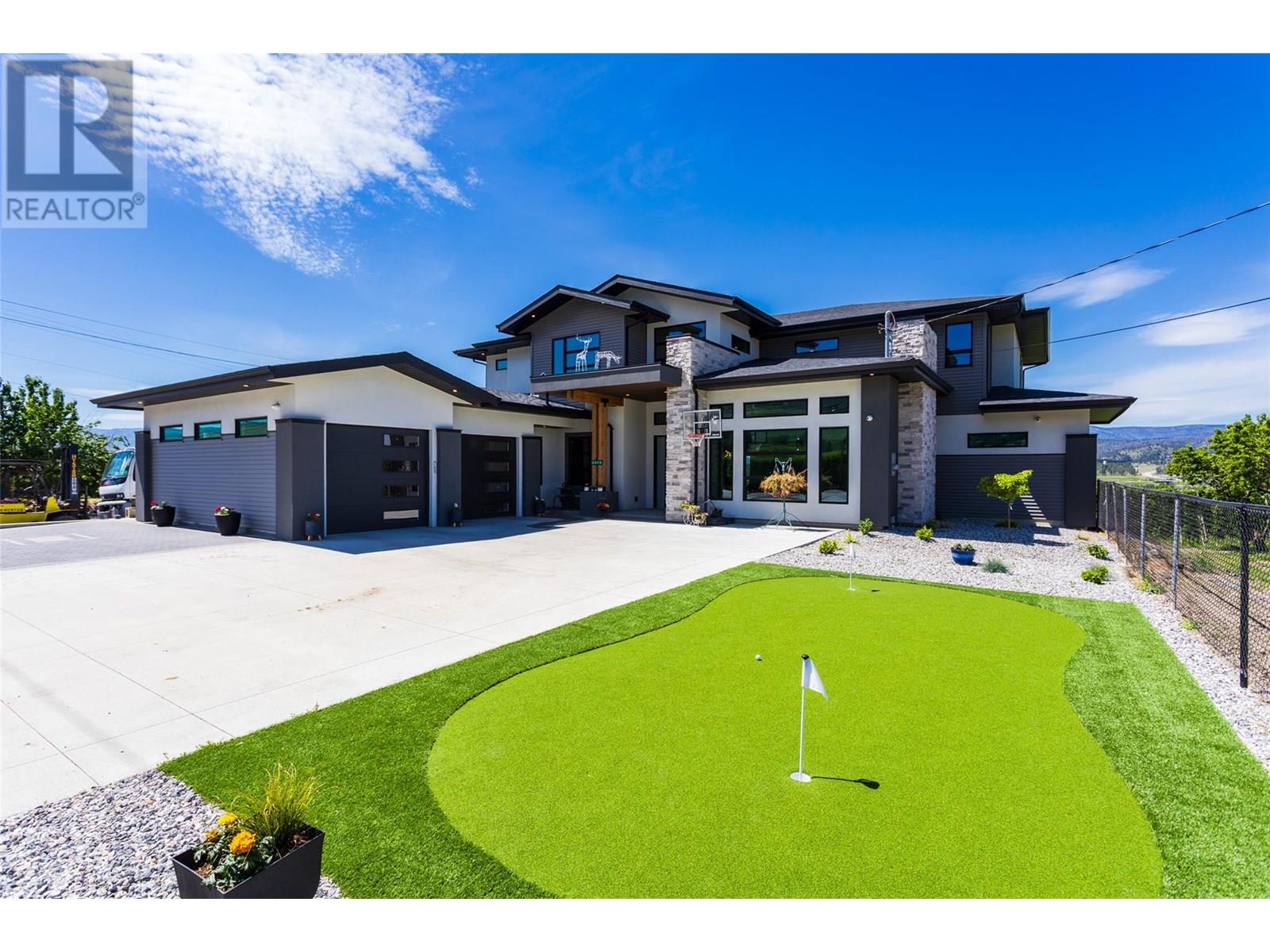 3370 OLD VERNON ROAD Road, Kelowna, British Columbia
