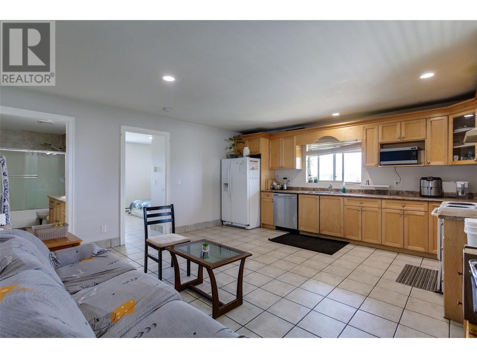 3370 Old Vernon Road Road, Kelowna, British Columbia  V1X 6P2 - Photo 78 - 10350741