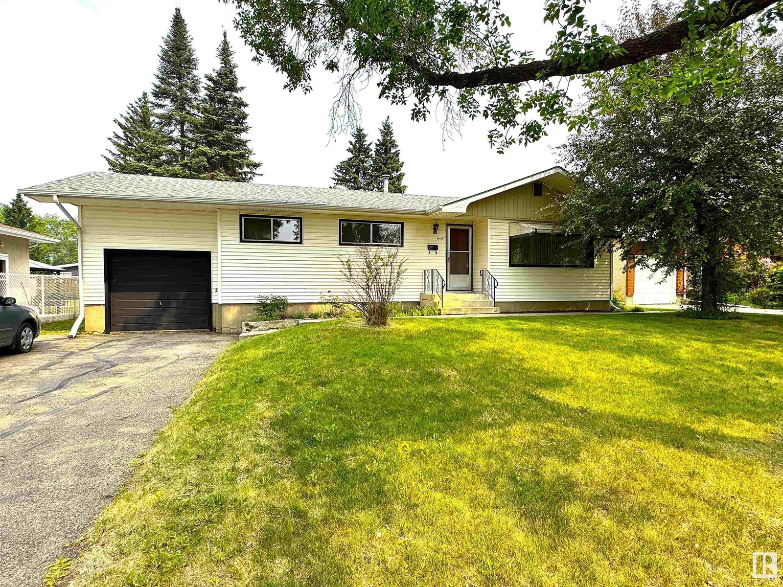Property at 919 ALDER AV image 1