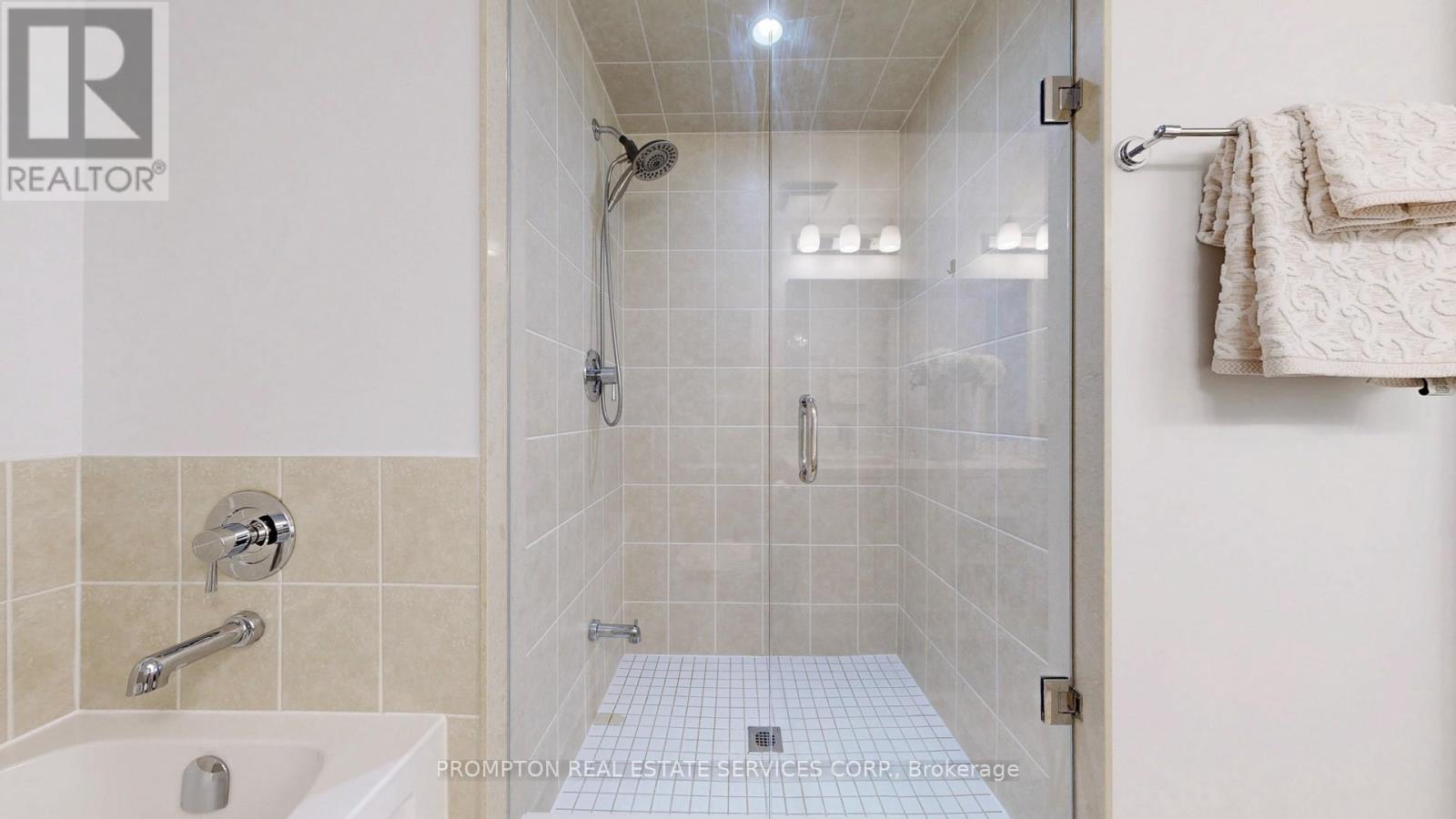 5 - 30 Hargrave Lane, Toronto (Bridle Path-Sunnybrook-York Mills), Ontario  M4N 0A4 - Photo 22 - C12215931