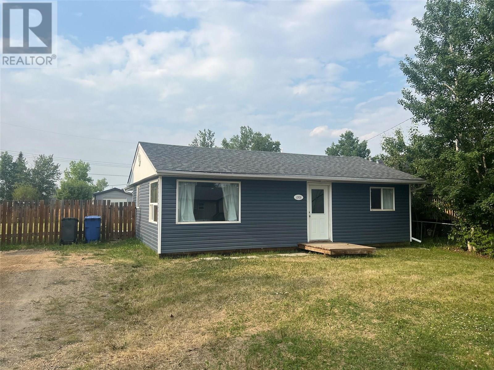 4908 47 Avenue, Pouce Coupe, British Columbia