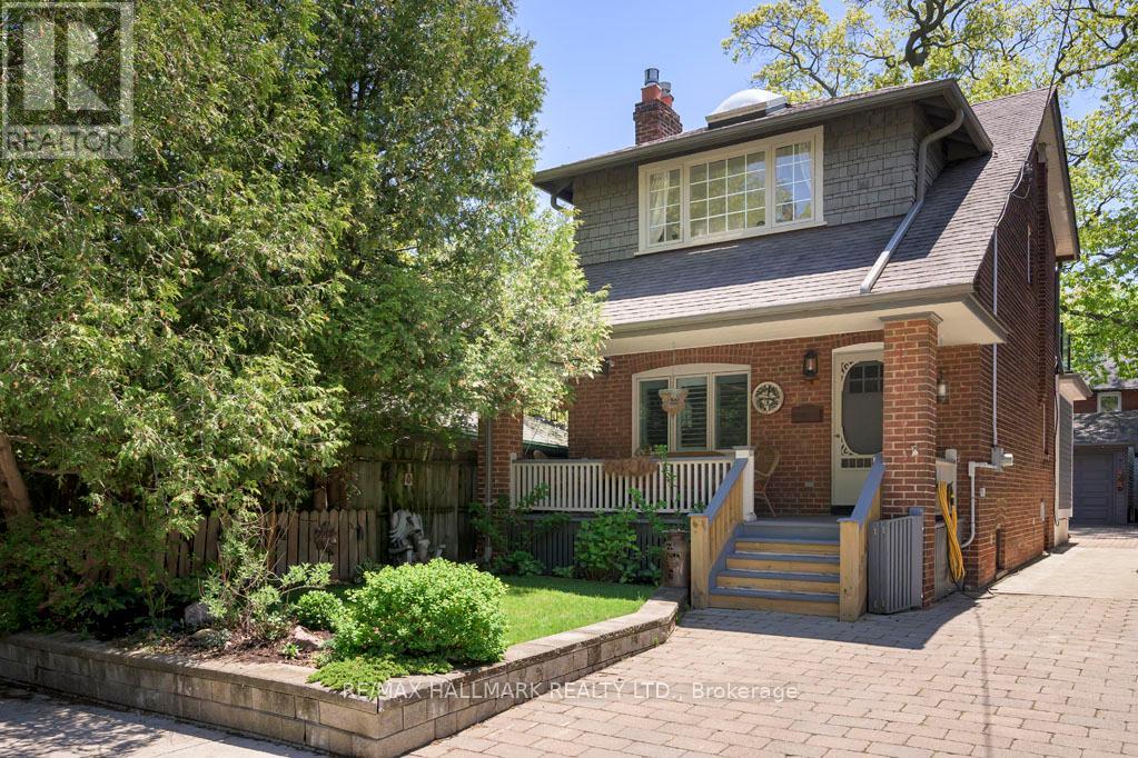 25 SELWOOD AVENUE, Toronto, Ontario