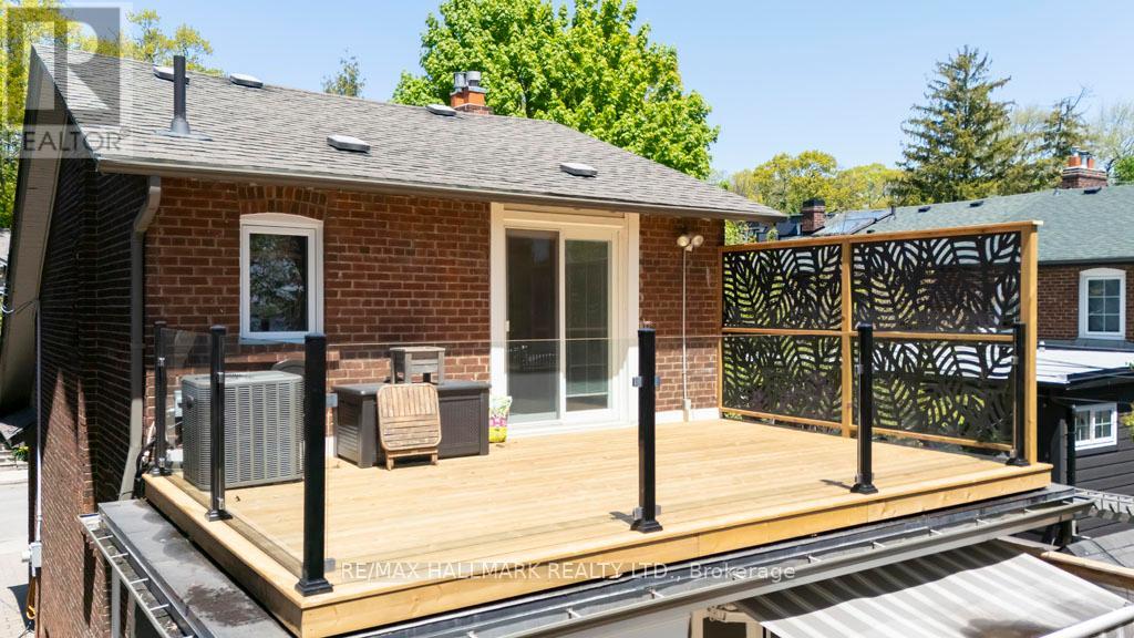 25 Selwood Avenue, Toronto (The Beaches), Ontario  M4E 1B3 - Photo 38 - E12215890