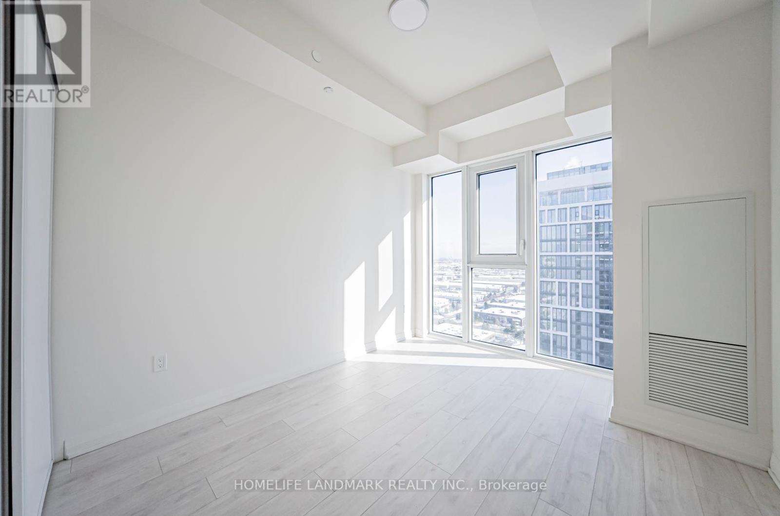 2304 - 9000 Jane Street, Vaughan (Vellore Village), Ontario  L4K 0M6 - Photo 10 - N12211678