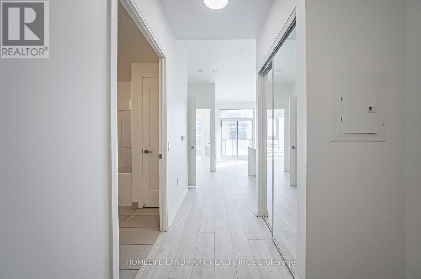2304 - 9000 Jane Street, Vaughan (Vellore Village), Ontario  L4K 0M6 - Photo 3 - N12211678