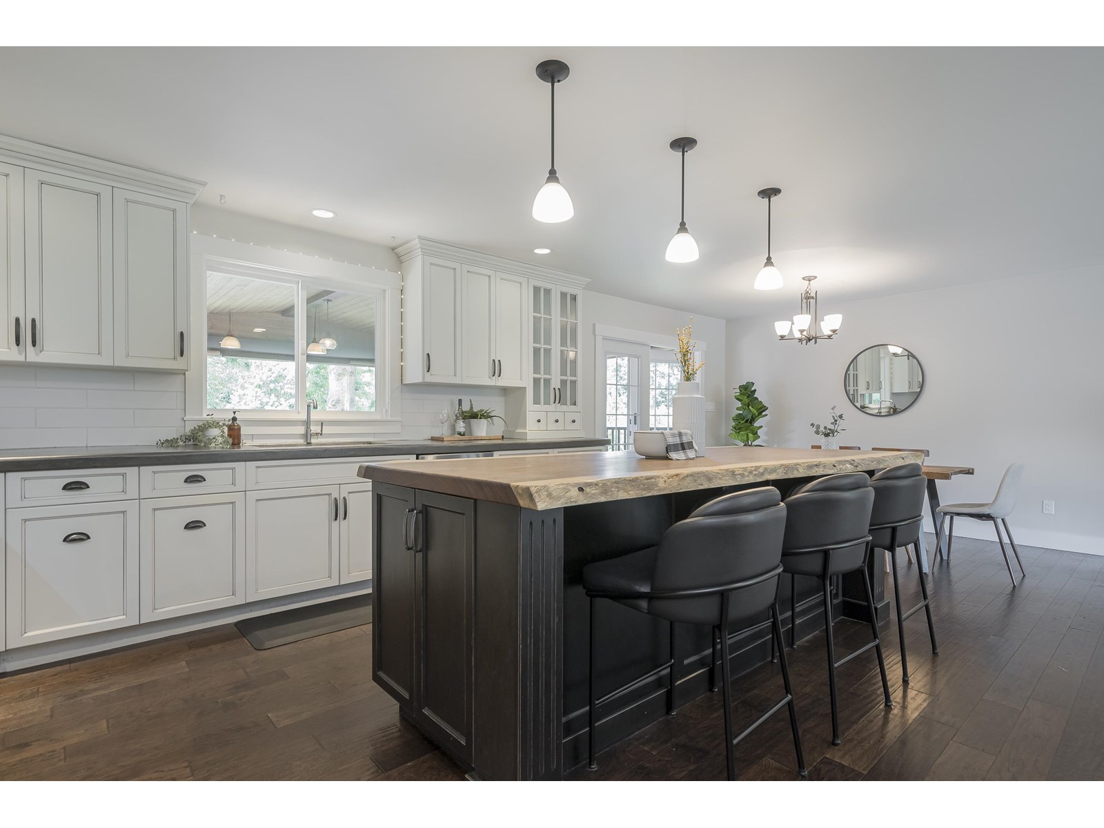 9275 Frenice Crescent, Langley, British Columbia  V1M 2S2 - Photo 8 - R3014109