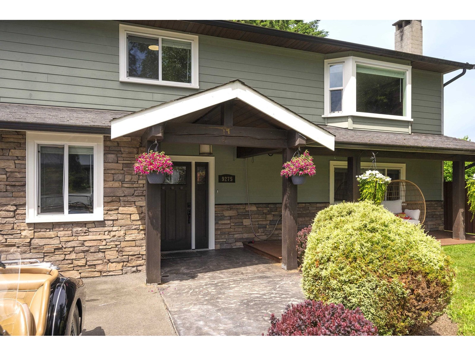 9275 Frenice Crescent, Langley, British Columbia  V1M 2S2 - Photo 2 - R3014109