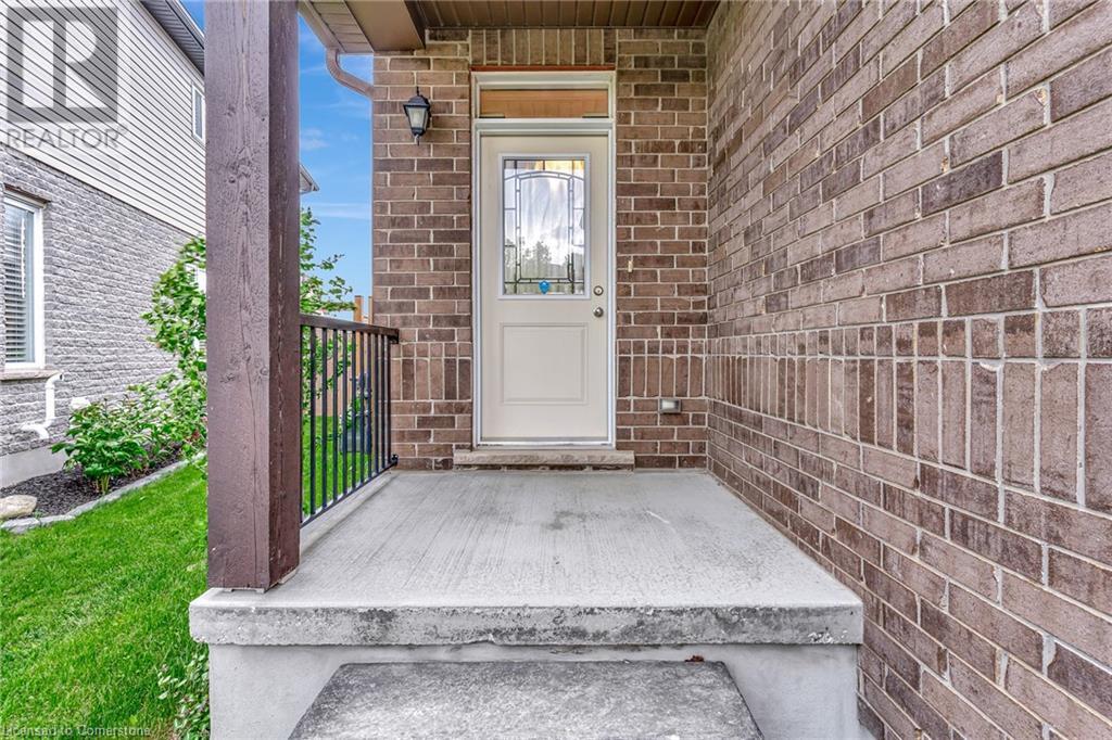 179 Templewood Drive, Kitchener, Ontario  N2R 1P8 - Photo 4 - 40740574