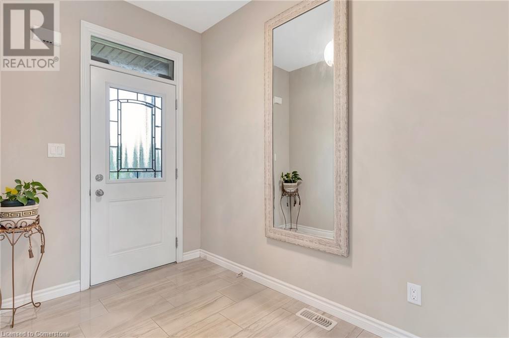 179 Templewood Drive, Kitchener, Ontario  N2R 1P8 - Photo 5 - 40740574