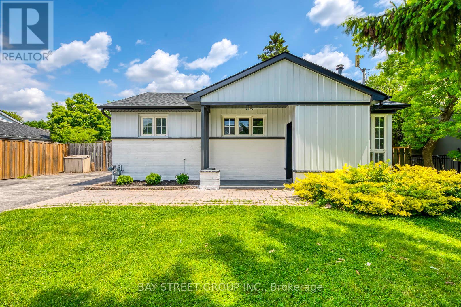 445 SAMFORD PLACE, oakville (wo west), Ontario