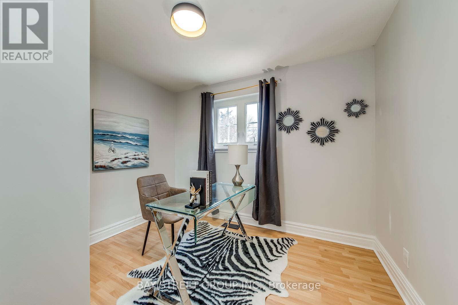 445 Samford Place, Oakville (Wo West), Ontario  L6L 4E7 - Photo 24 - W12211995